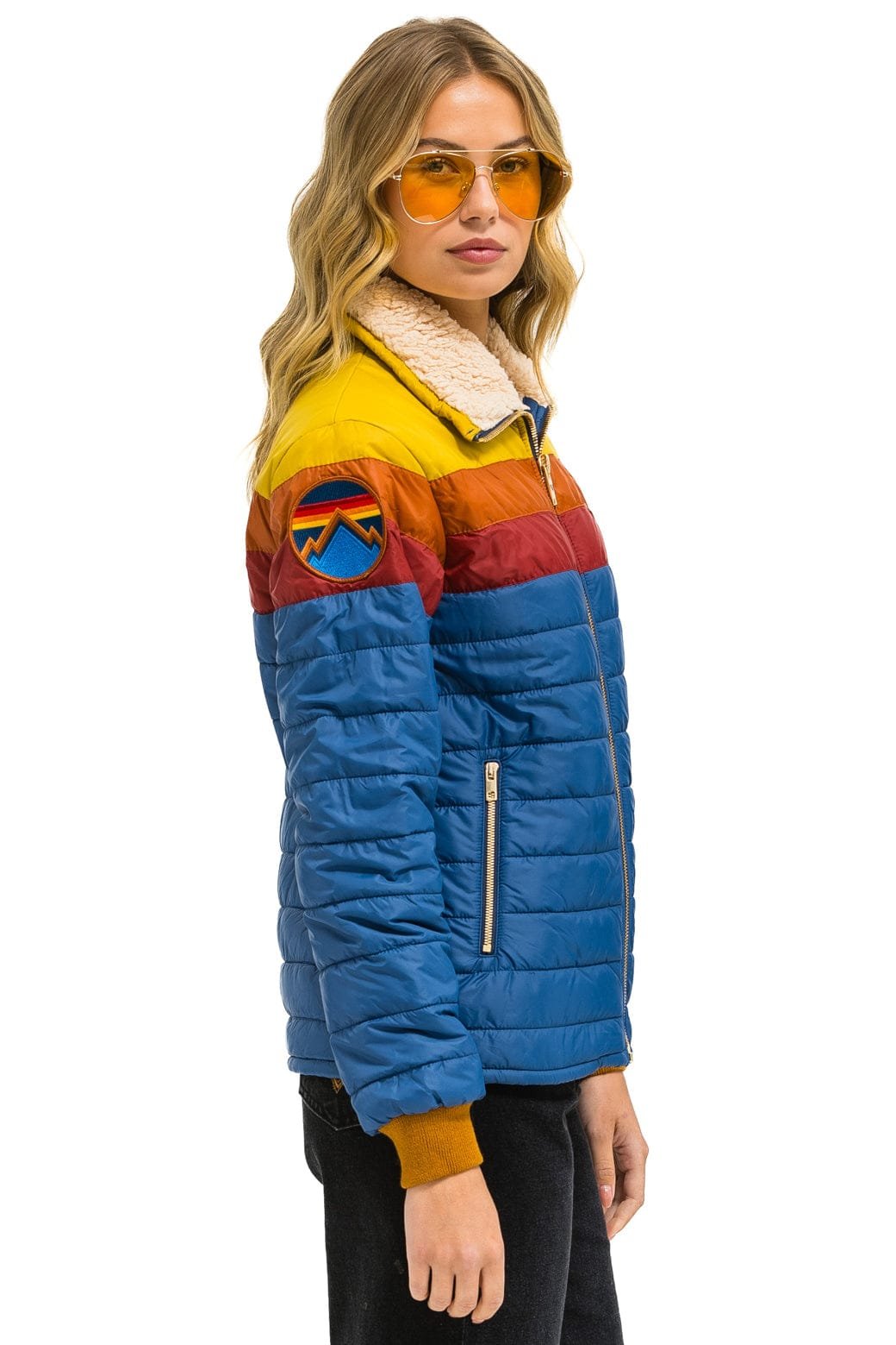 UNISEX TRAVELER LIGHTWEIGHT JACKET - SEA // RED - Image 5